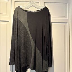 ALEMBIKA Chic Black and Gray Long Sleeve Top